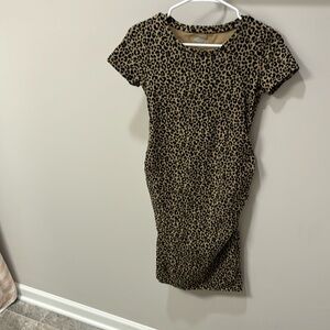Old navy leopard maternity fitted dress
